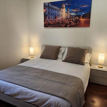 Casa Su Colosseo San Giovanni Рим Екстериор снимка