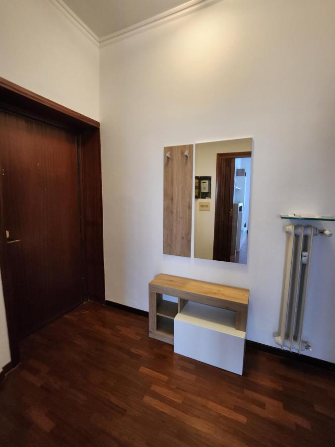 Casa Su Colosseo San Giovanni Рим Екстериор снимка